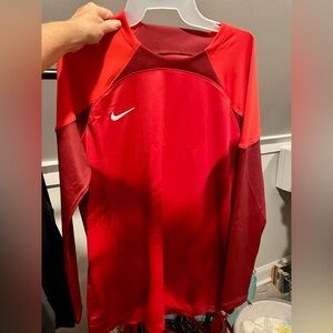 Nike Dri-FIT Red Performance Shirt. Mens Large NWT!